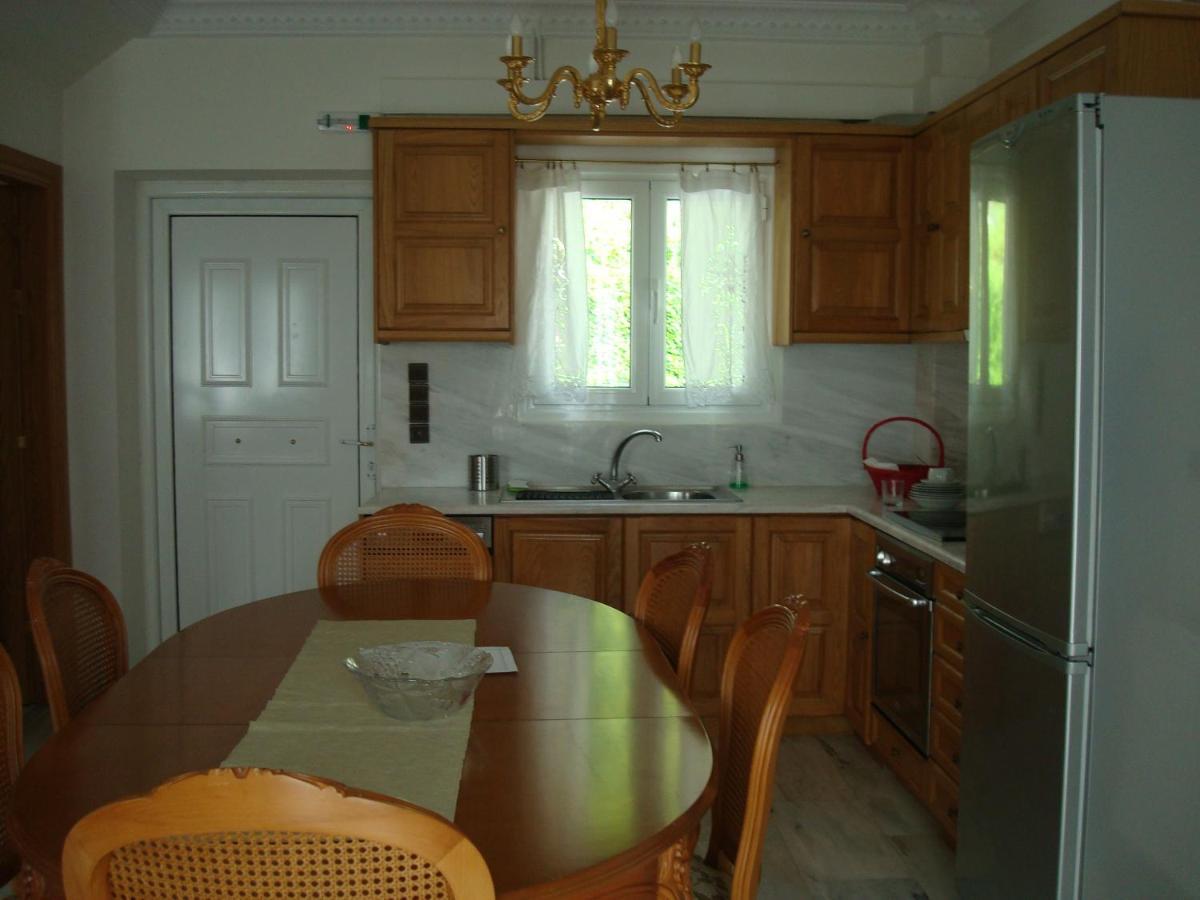 Merlot Village Rental Properties Kariá Екстериор снимка