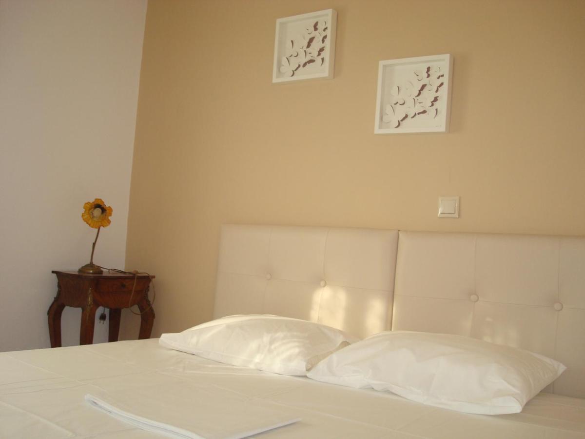 Merlot Village Rental Properties Kariá Екстериор снимка