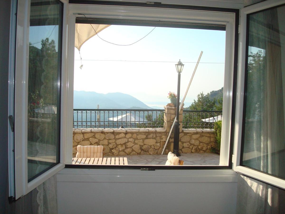 Merlot Village Rental Properties Kariá Екстериор снимка
