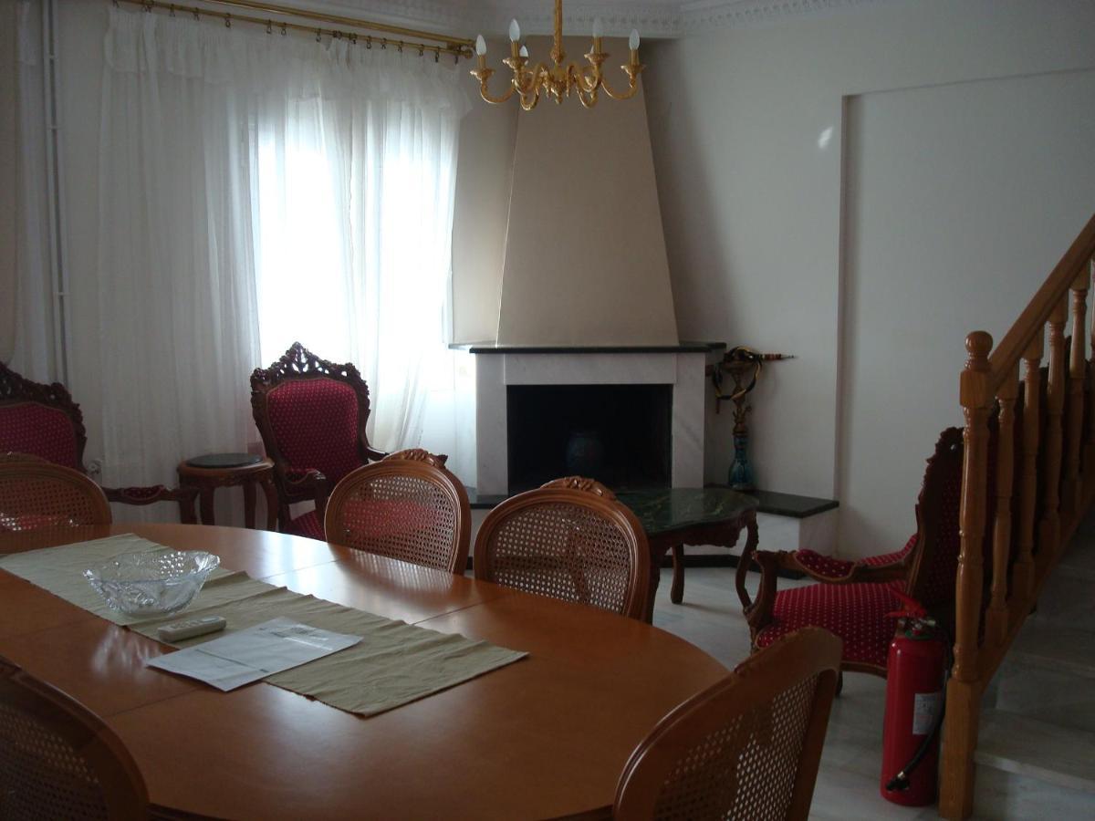 Merlot Village Rental Properties Kariá Екстериор снимка